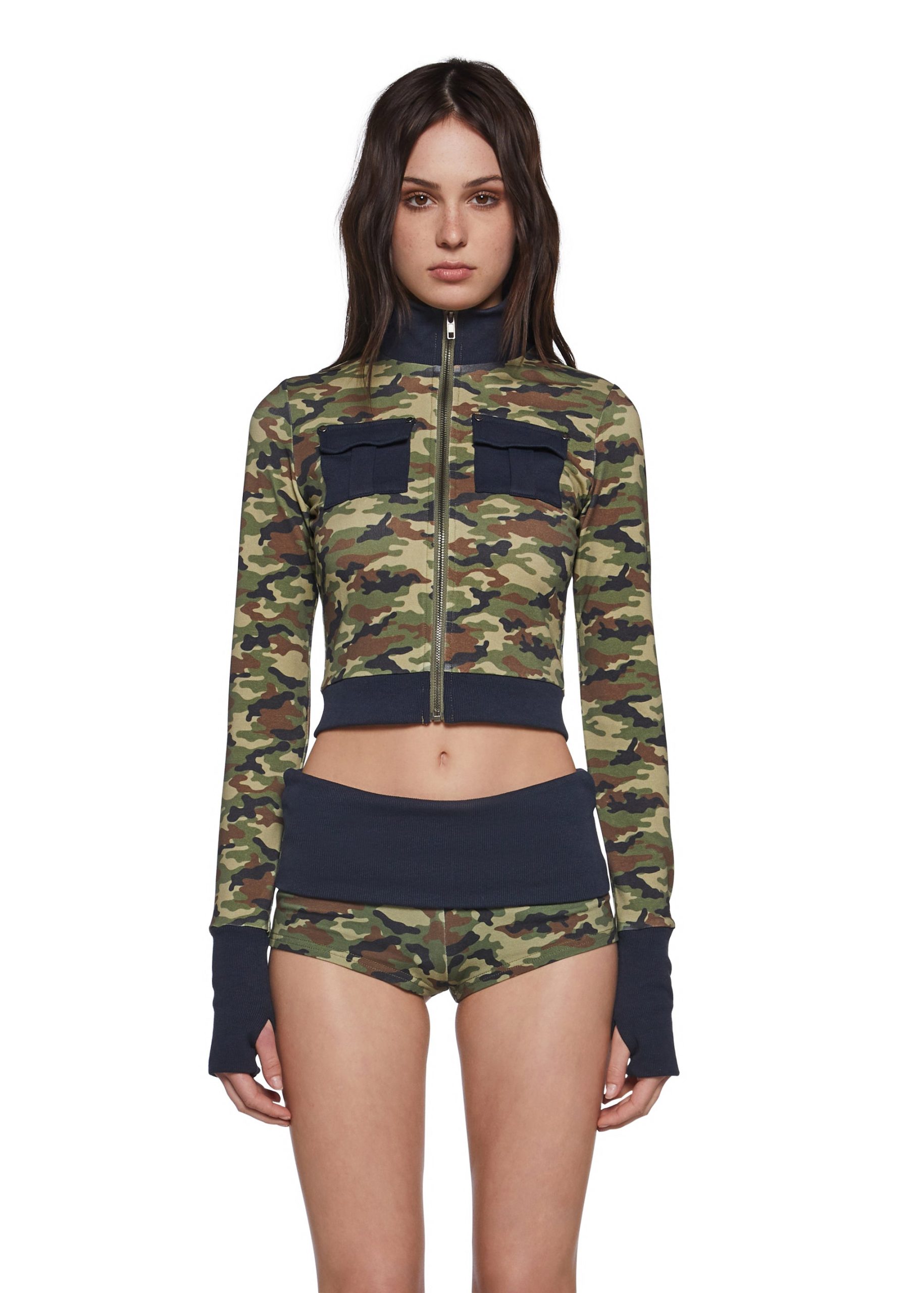 S1903274_F_R_Generation_Kiss_CAMO_296998_0038